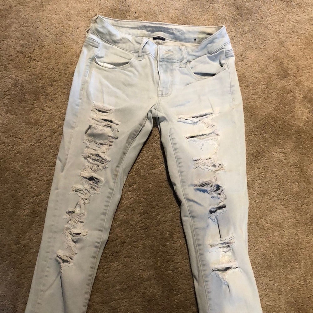 American eagle destroyed jeggings low rise